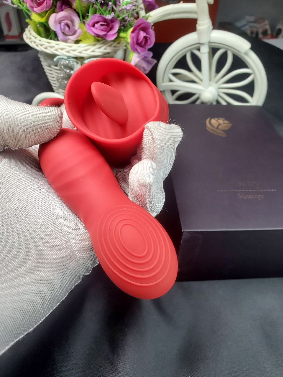 Finger licking rose vibrator