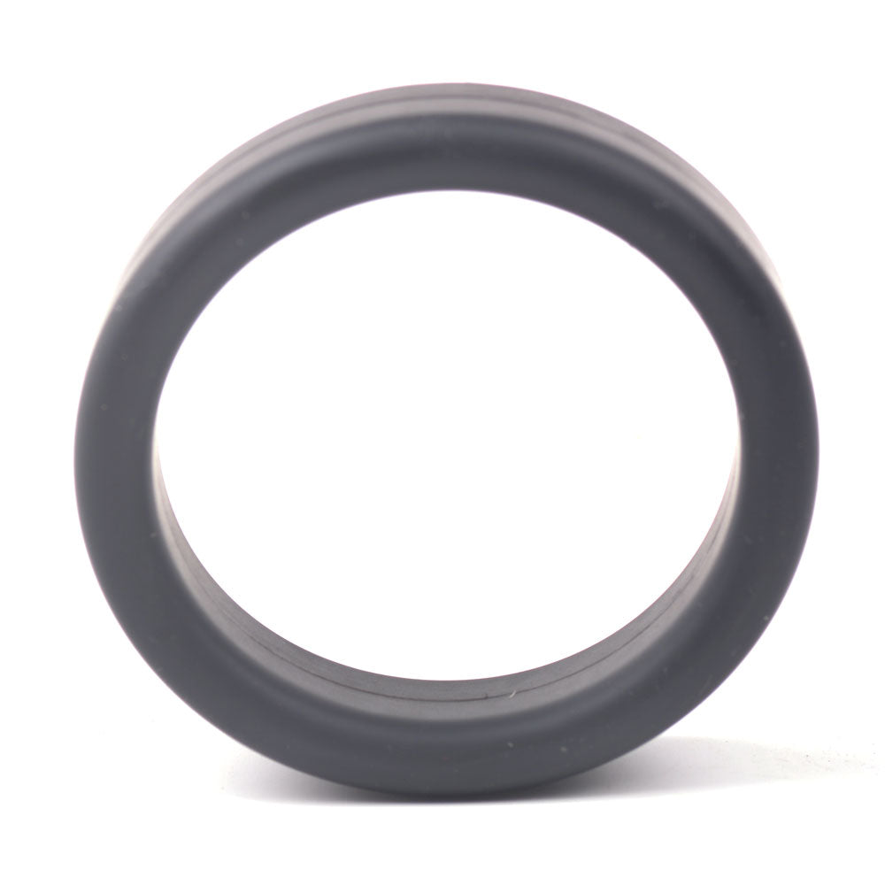 Black non-vibrating cockring