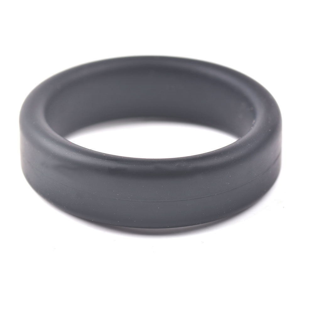 Black non-vibrating cockring